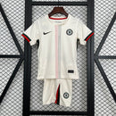 KIT INFANTIL DO CHELSEA 25/26 BEGE